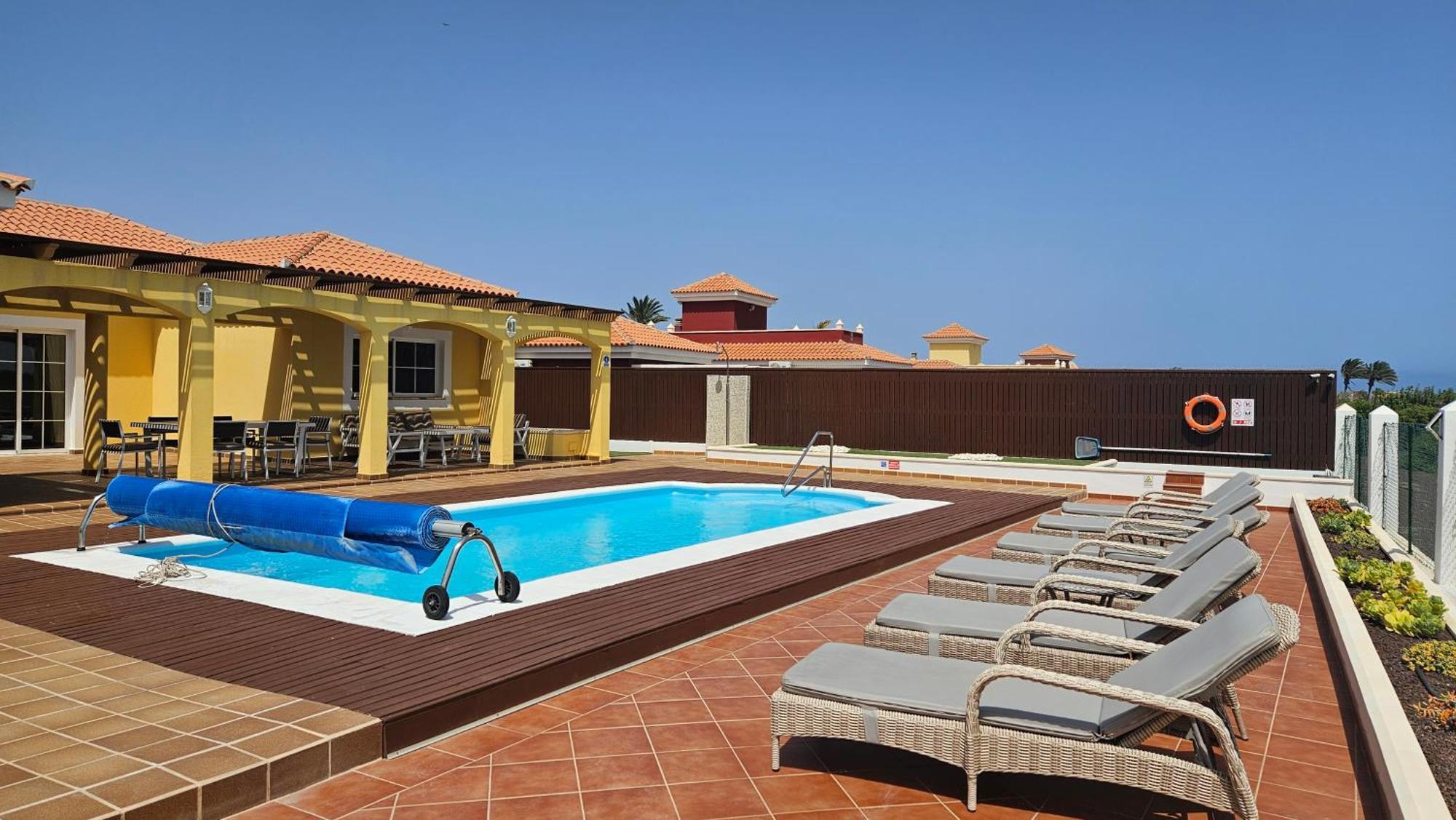 Villa Bonita On Golf In El Descanso ,Caleta Fuste-Fuerteventura 科斯塔卡莱塔 外观 照片