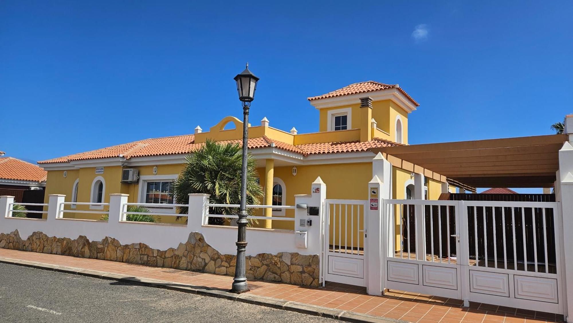 Villa Bonita On Golf In El Descanso ,Caleta Fuste-Fuerteventura 科斯塔卡莱塔 外观 照片