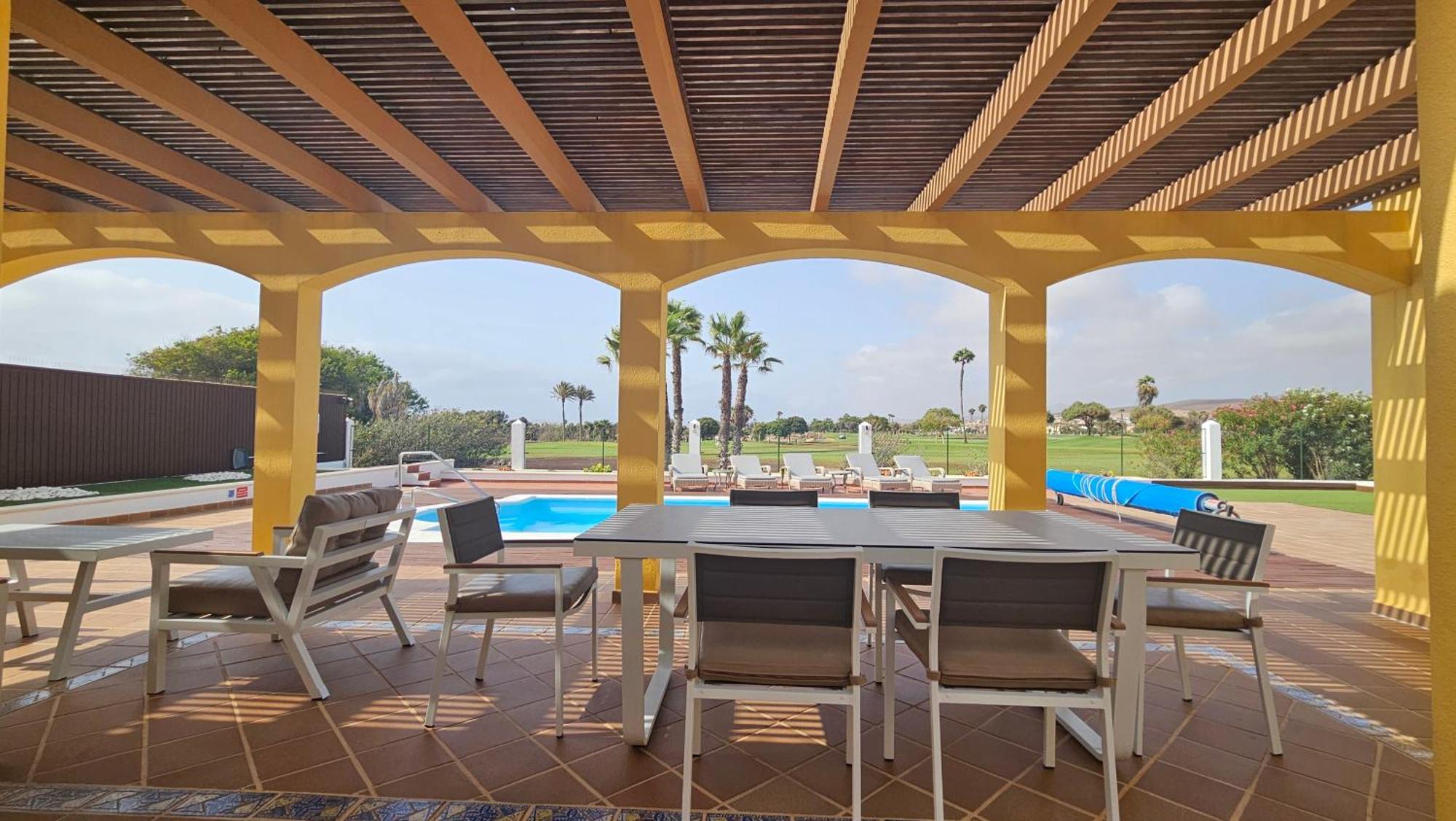 Villa Bonita On Golf In El Descanso ,Caleta Fuste-Fuerteventura 科斯塔卡莱塔 外观 照片