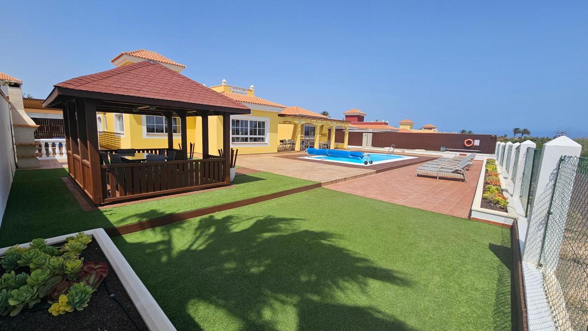 Villa Bonita On Golf In El Descanso ,Caleta Fuste-Fuerteventura 科斯塔卡莱塔 外观 照片