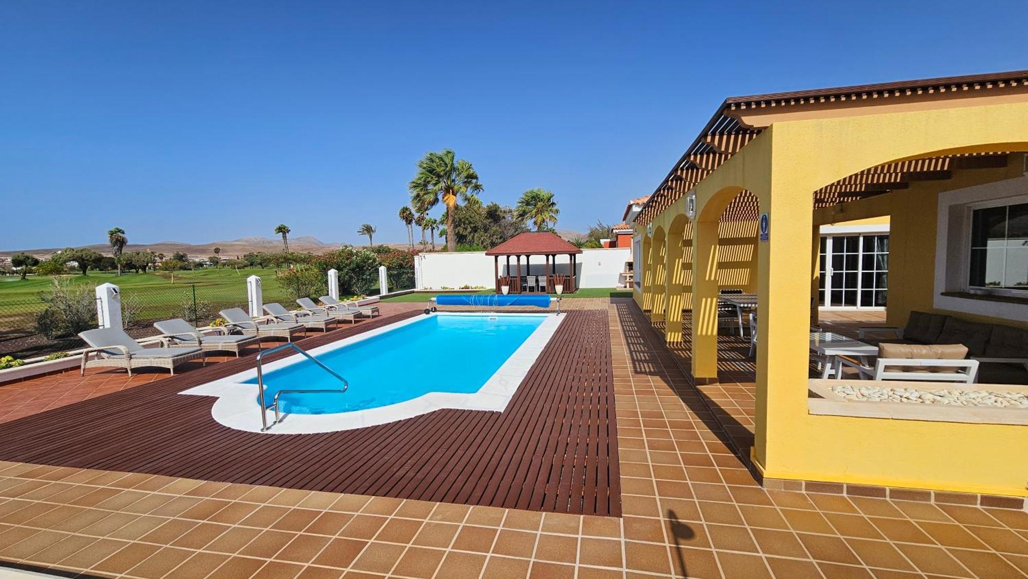 Villa Bonita On Golf In El Descanso ,Caleta Fuste-Fuerteventura 科斯塔卡莱塔 外观 照片