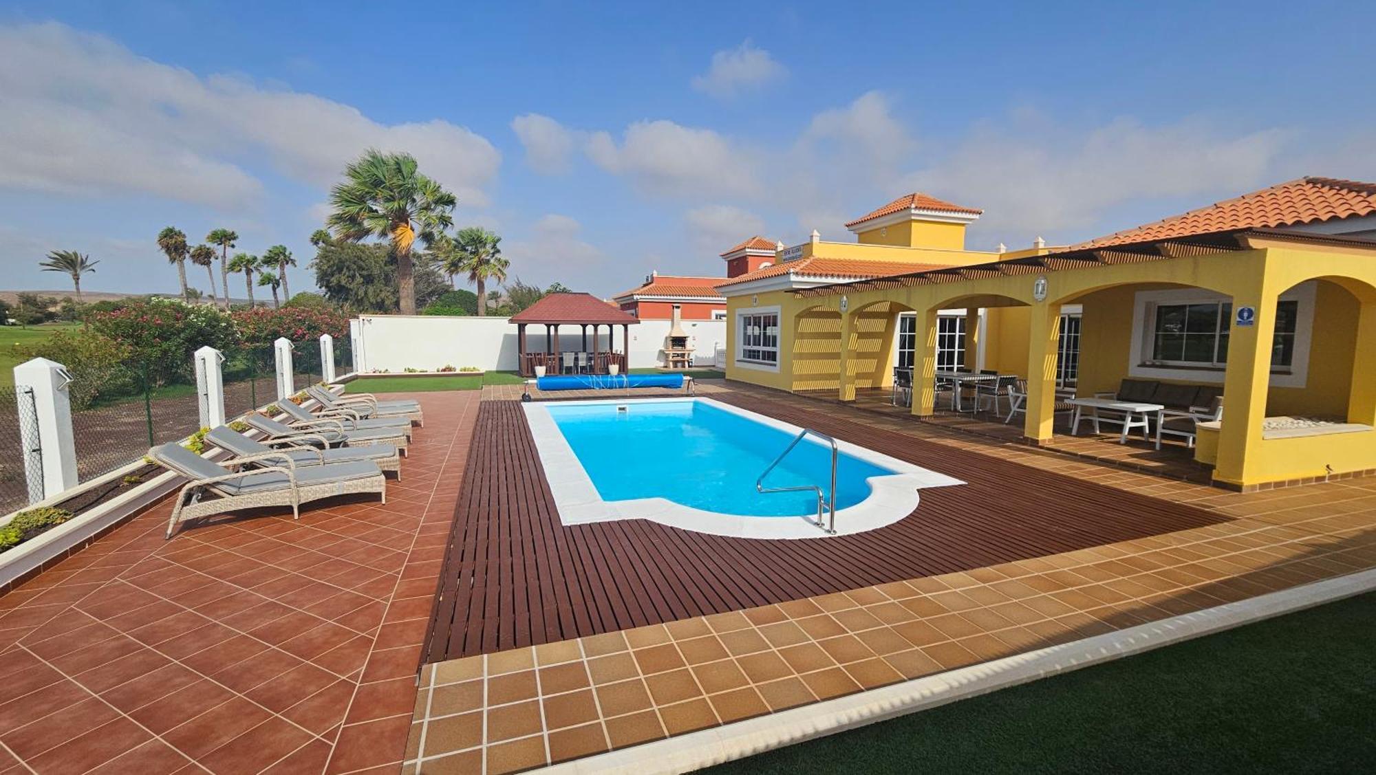 Villa Bonita On Golf In El Descanso ,Caleta Fuste-Fuerteventura 科斯塔卡莱塔 外观 照片